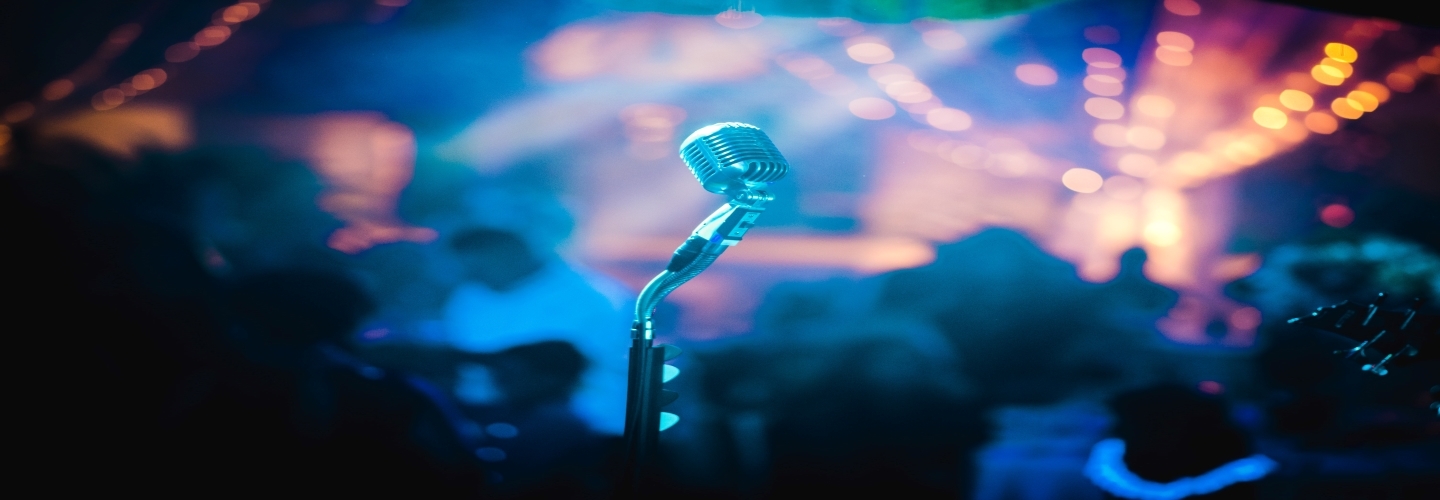 microphone in live concert